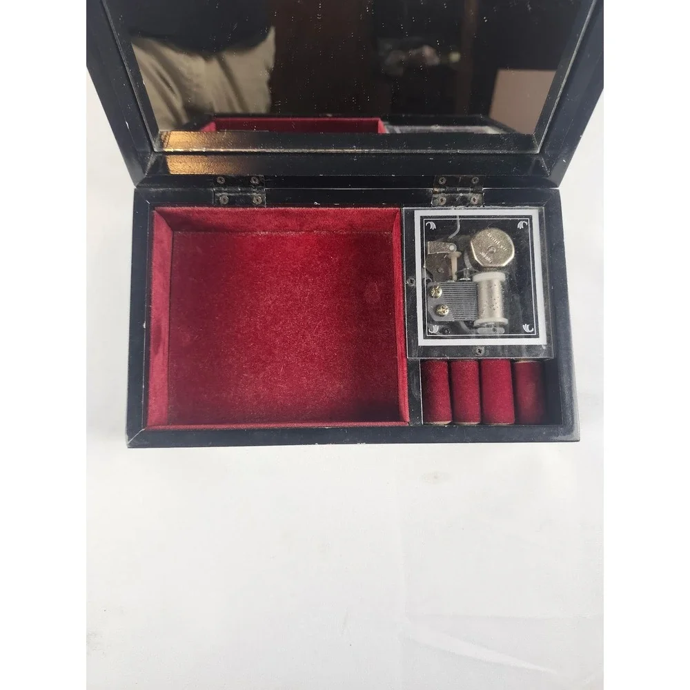 Vintage‎ Avon Musical Jewelry Box Large Mirrored Ring Holder Black Lacquer Gift